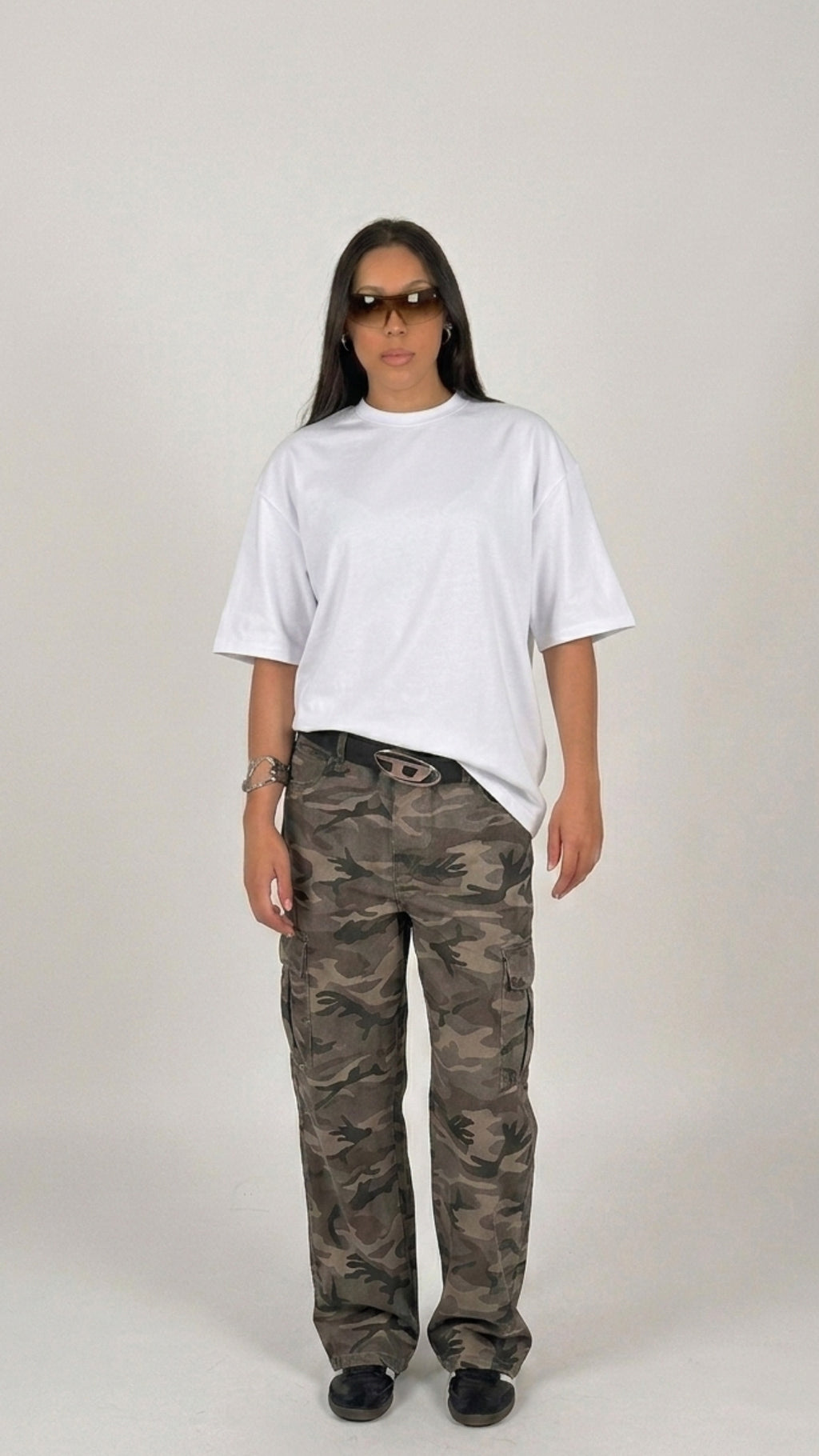 تيشيرت Fawz المميز - قصة Oversize مريحة