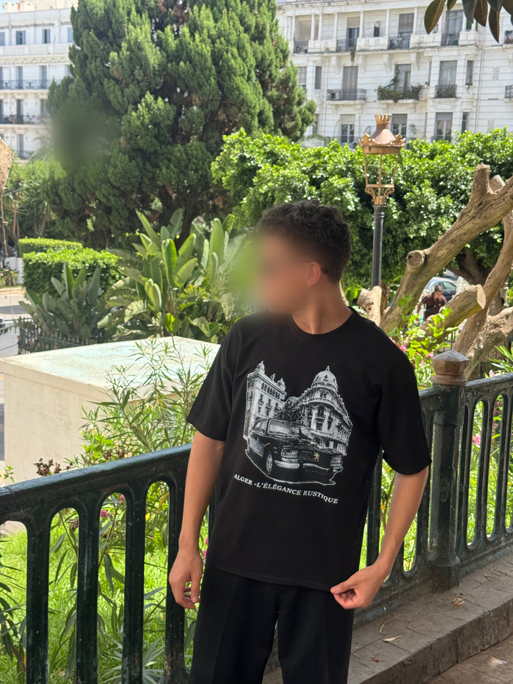 تيشيرت Alger - L'Élégance Rustique